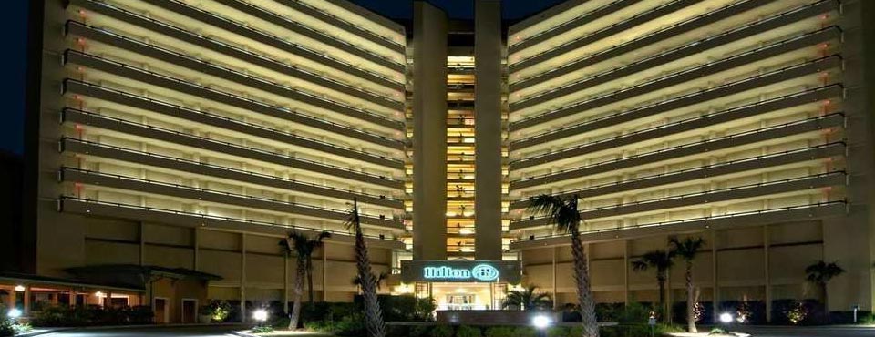 View of the entrance to the Hilton Royale Palms Condos in Myrtle Beach at night 960